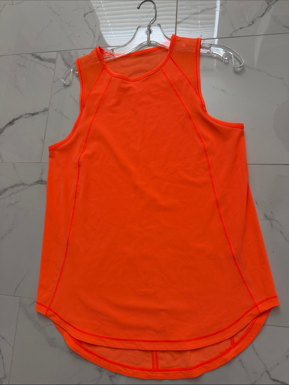Lululemon Sculpt Tank Highlight Orange,
Excellent condition